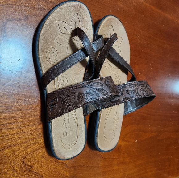 Sandals - Picture 3 of 3